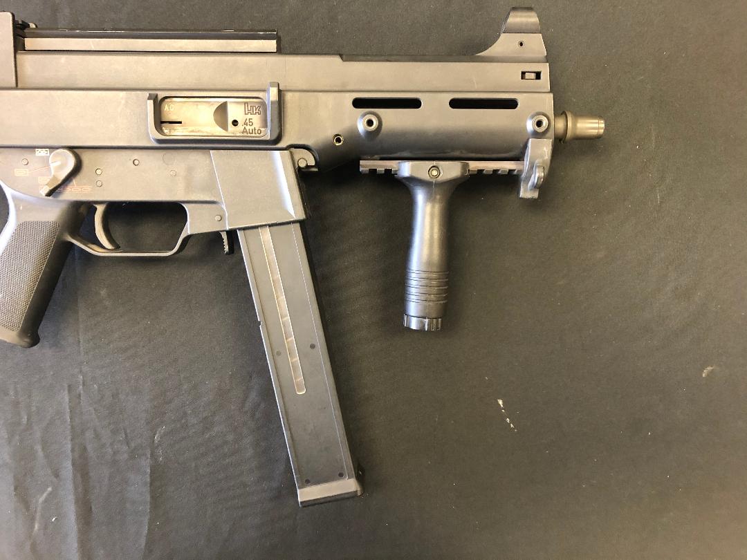 GunSpot Guns for sale Gun Auction HK UMP 45 DEALER SAMPLE MACHINE GUN
